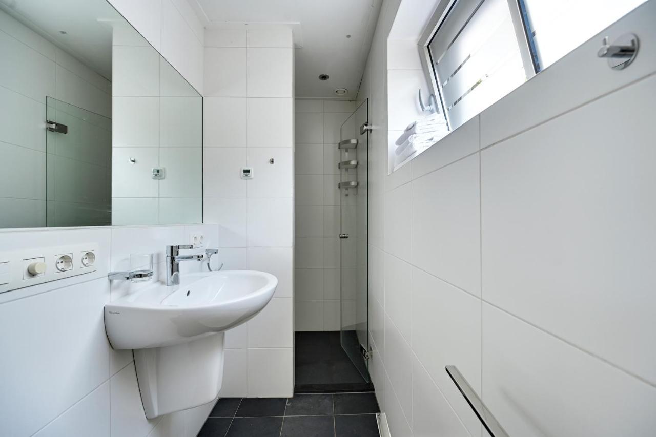 B&B Pompgebouw Aan De Rijn Tolkamer Bagian luar foto
